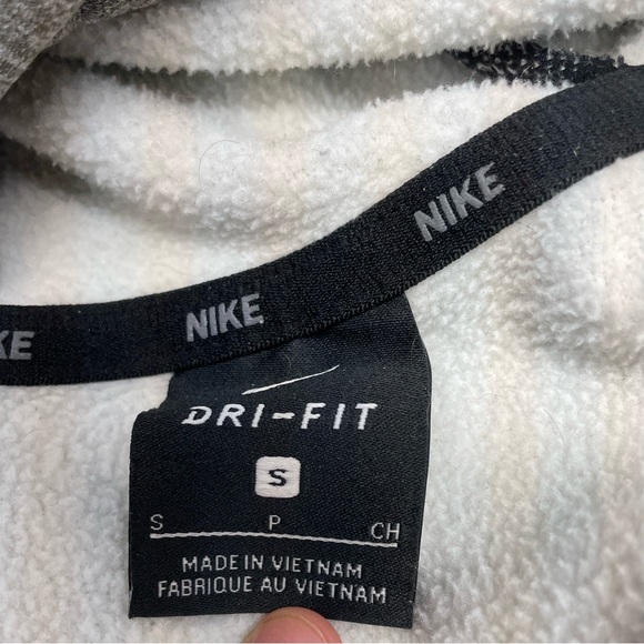 Men’s Nike Zip Up Jacket Size Small - Picture 3 of 3